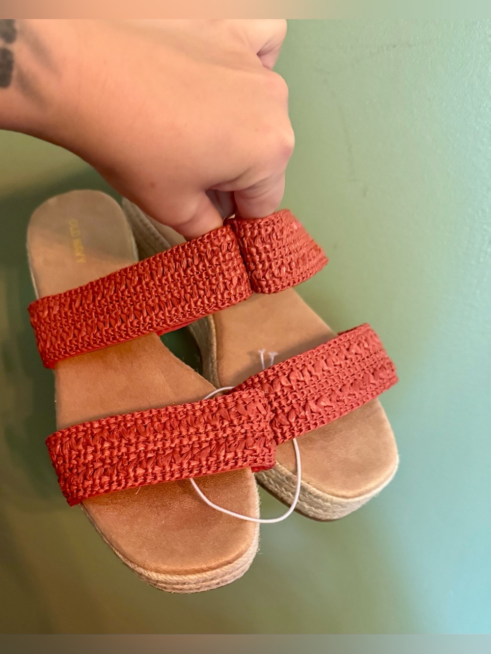 Women’s sandals